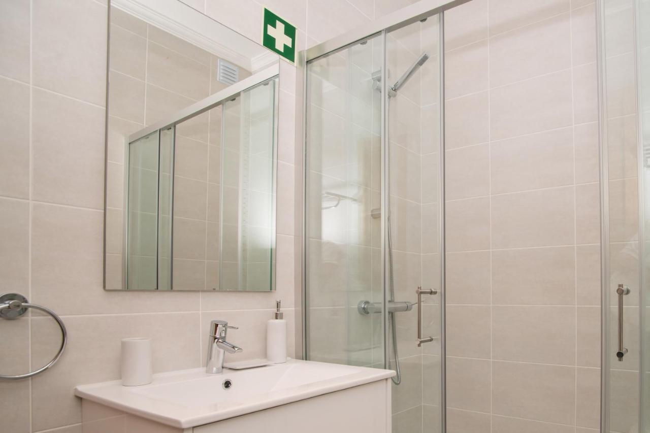 Central Modern 2 Bed Apartment Armação de Pêra Exteriér fotografie
